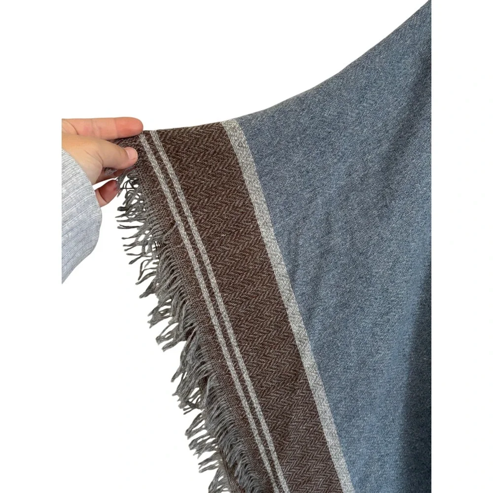 Lands Downunder Blue Wool Blend Fringe Poncho Wrap Shawl Made in Italy‎